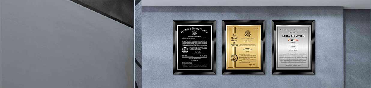 Trademark Plaques Glass Image