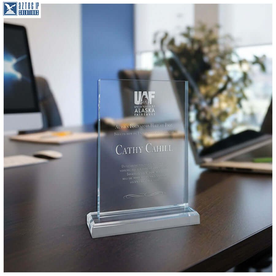 Personalized recognition plaque