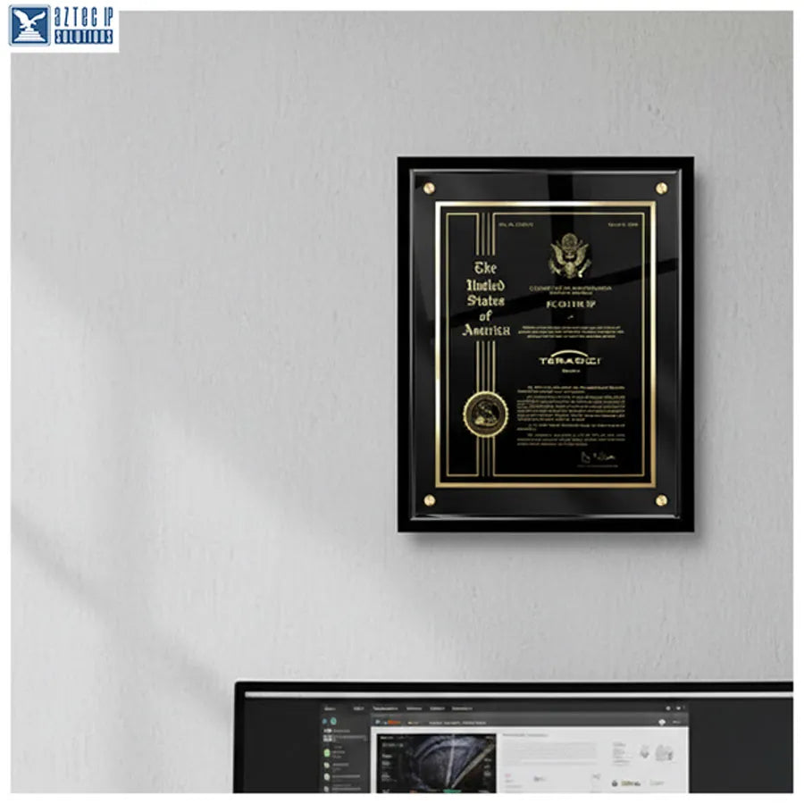 Trademark recognition plaque