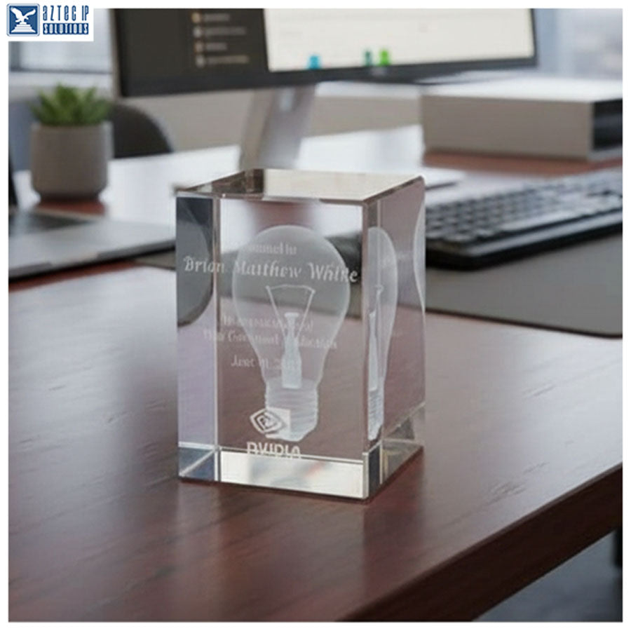 3D lightbulb trophy