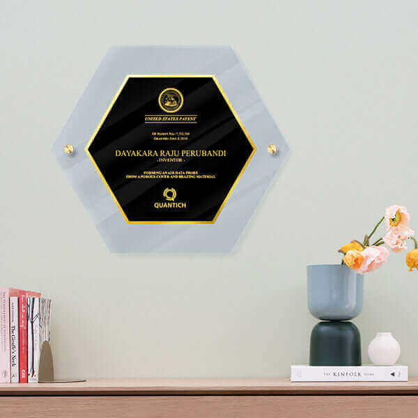 HIC1-BS13 Black Gold Wall Patent