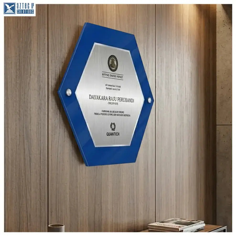HexaLucite® display