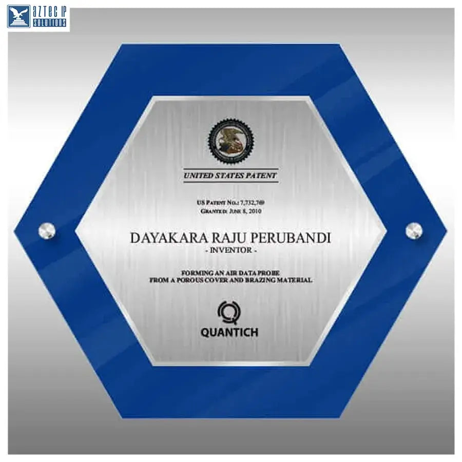 Hexagonal plaque