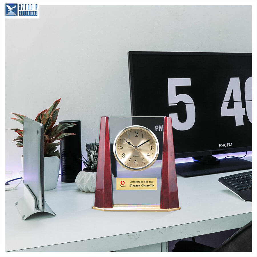 quartz movement desk clock
