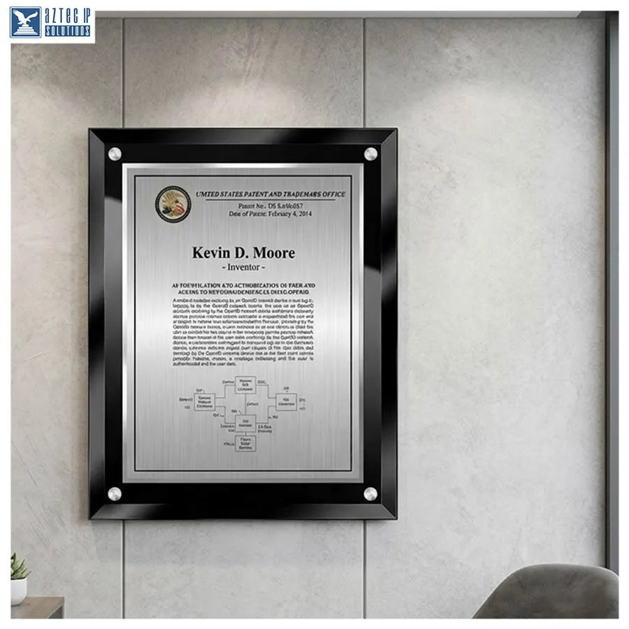 Patent recognition plaque