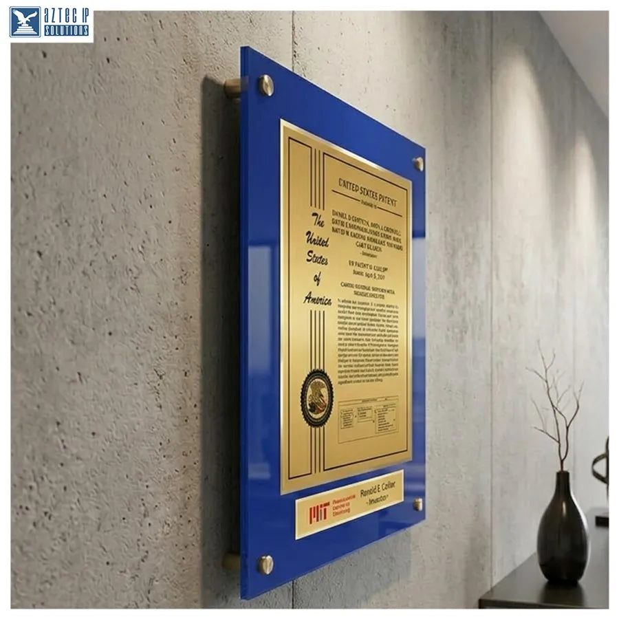 Floating wall plaque