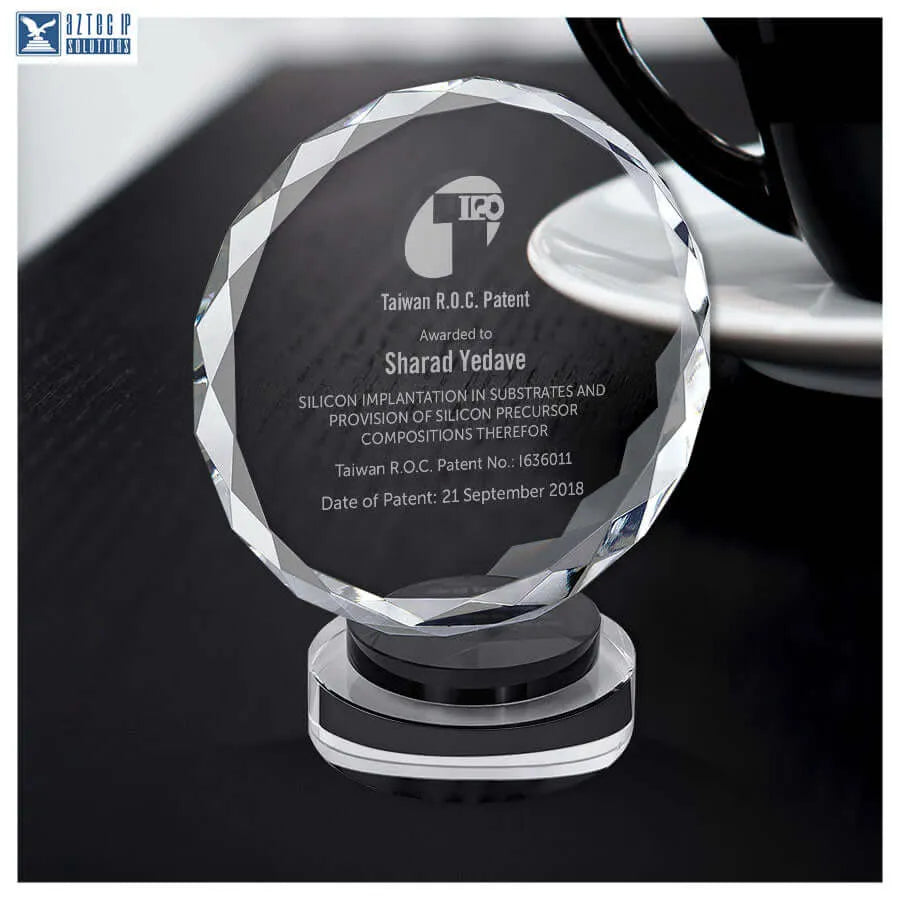 Innovation recognition trophy