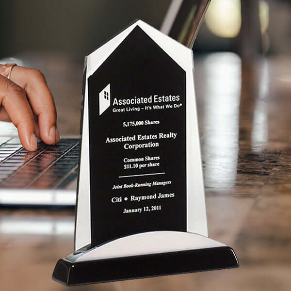 Alpha Apex Med Desk Glass Award