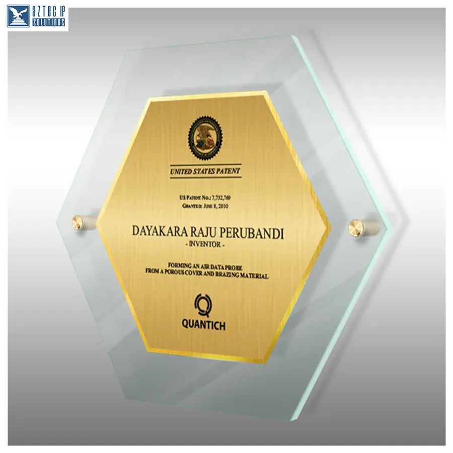 Hexagonal recognition plaque