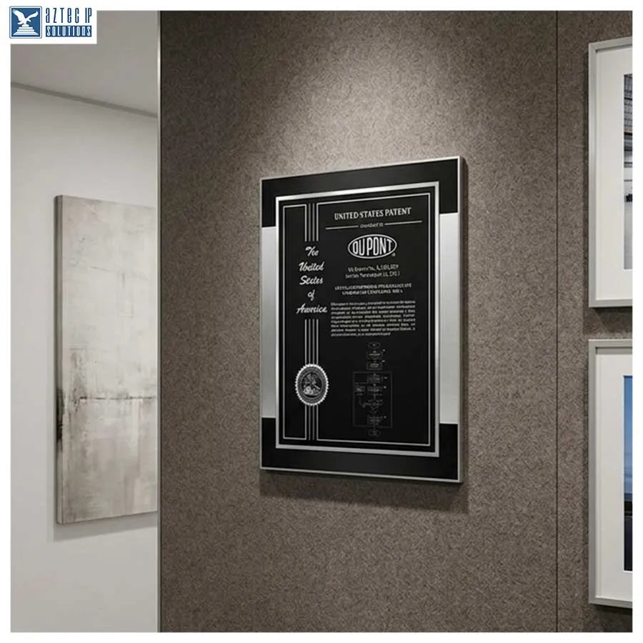 Prestige plaque